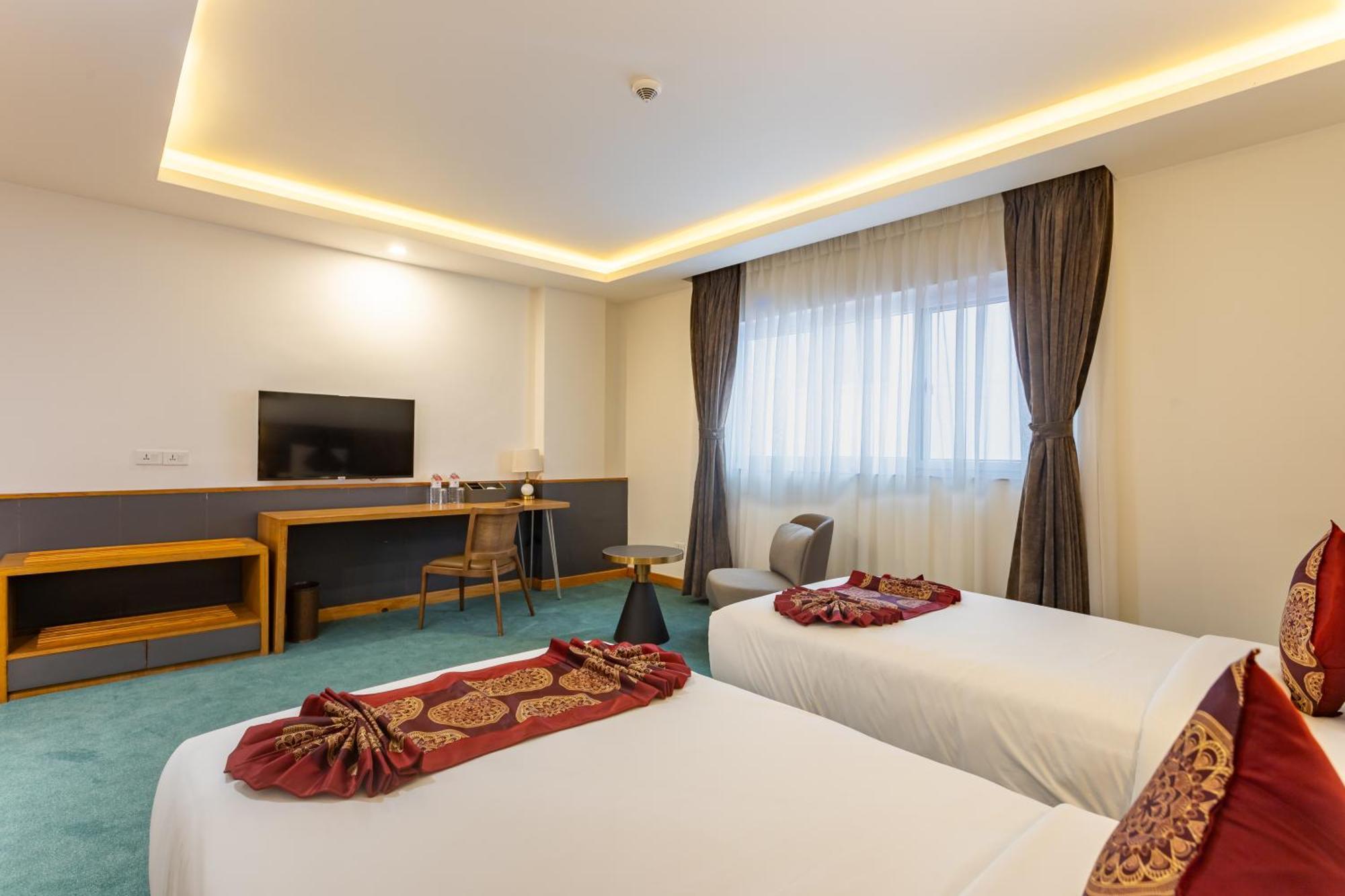 Mandala Norling Lords Prime Kathmandu Hotel Bagian luar foto