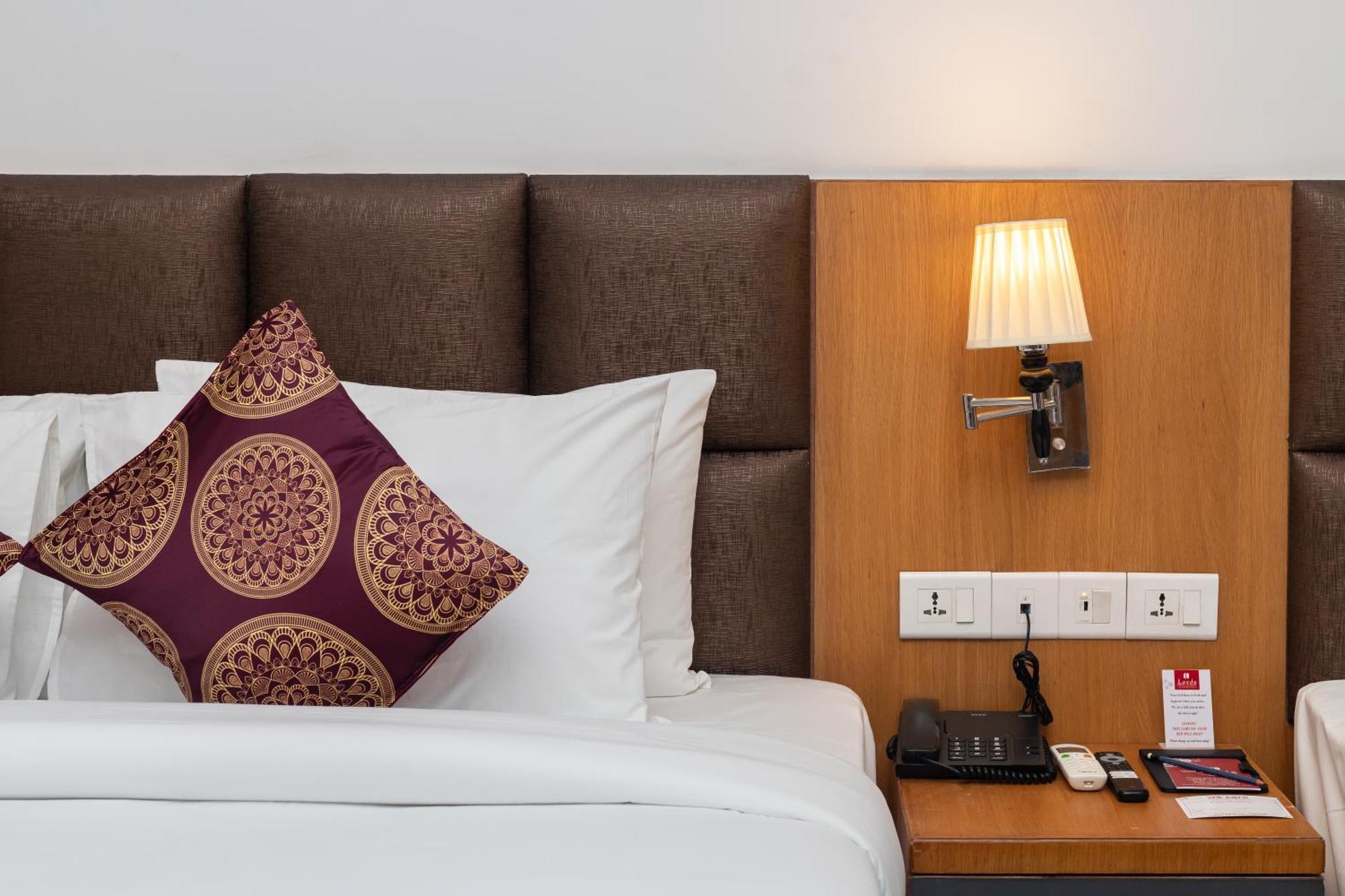 Mandala Norling Lords Prime Kathmandu Hotel Bagian luar foto
